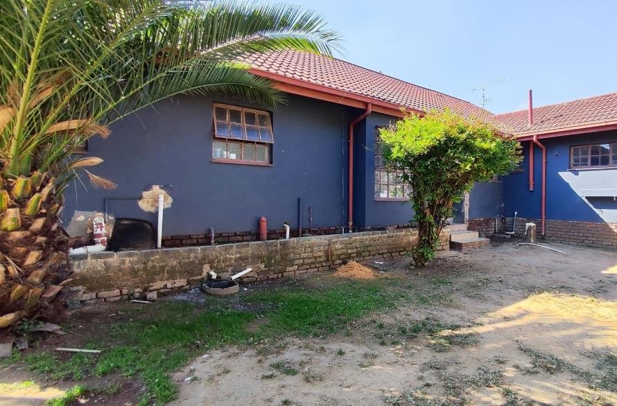 3 Bedroom Property for Sale in Birchleigh North Gauteng