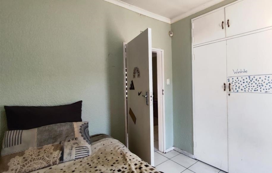 3 Bedroom Property for Sale in Birchleigh North Gauteng