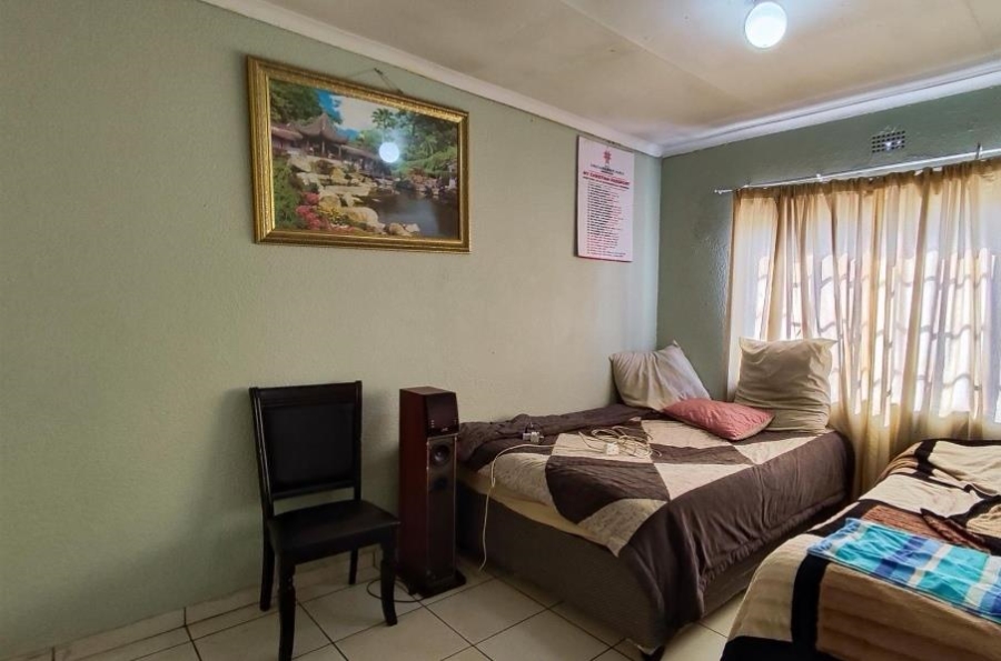 3 Bedroom Property for Sale in Birchleigh North Gauteng