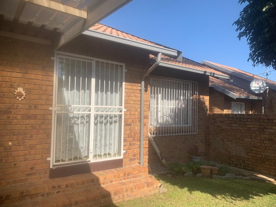 3 Bedroom Property for Sale in Norkem Park Gauteng