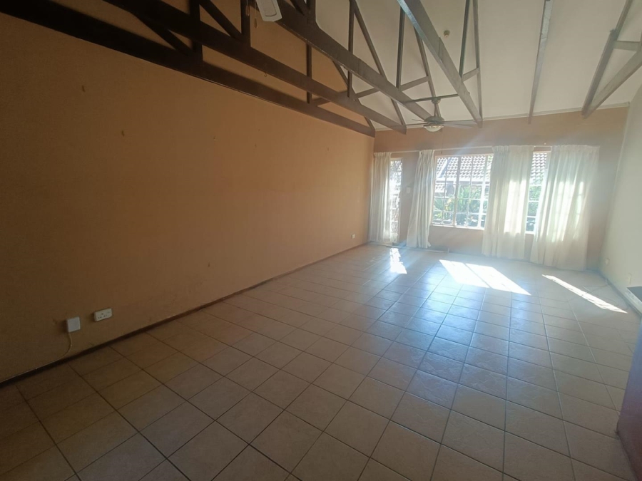 2 Bedroom Property for Sale in Zwartkop Gauteng