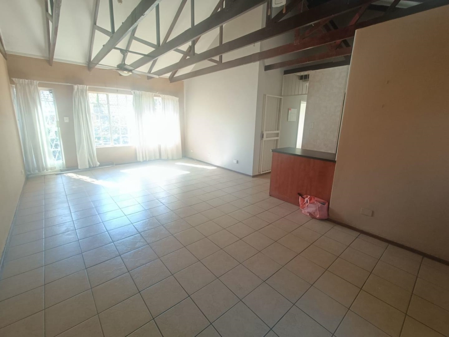 2 Bedroom Property for Sale in Zwartkop Gauteng