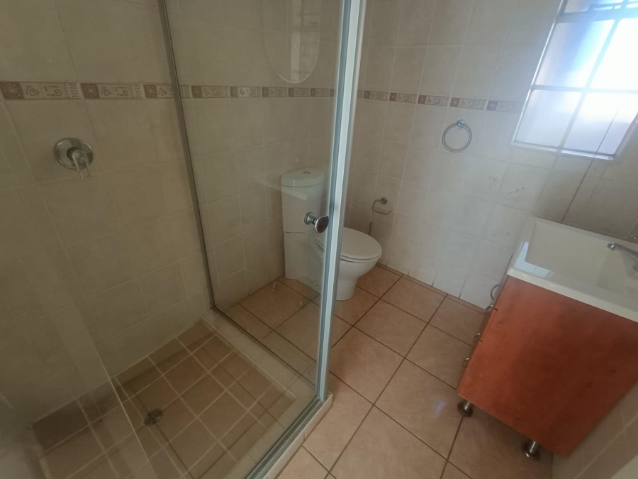 2 Bedroom Property for Sale in Zwartkop Gauteng