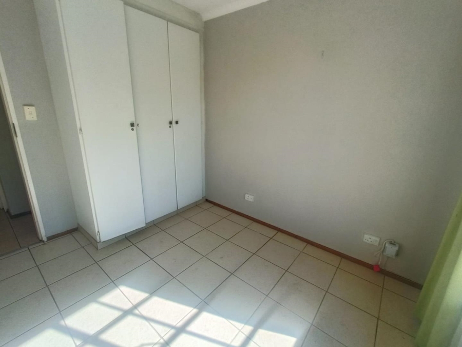 2 Bedroom Property for Sale in Zwartkop Gauteng