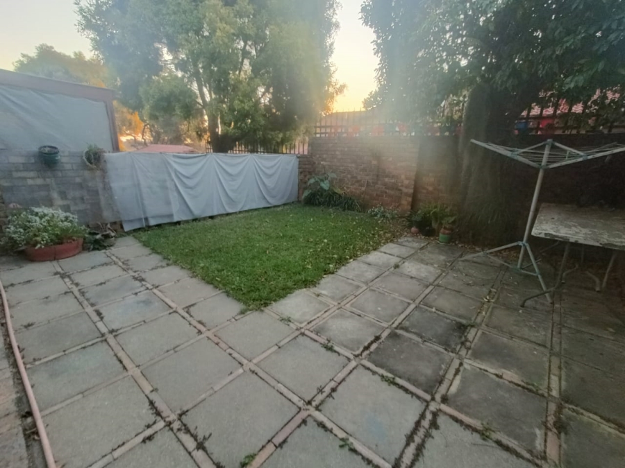 2 Bedroom Property for Sale in Lyttelton Manor Gauteng