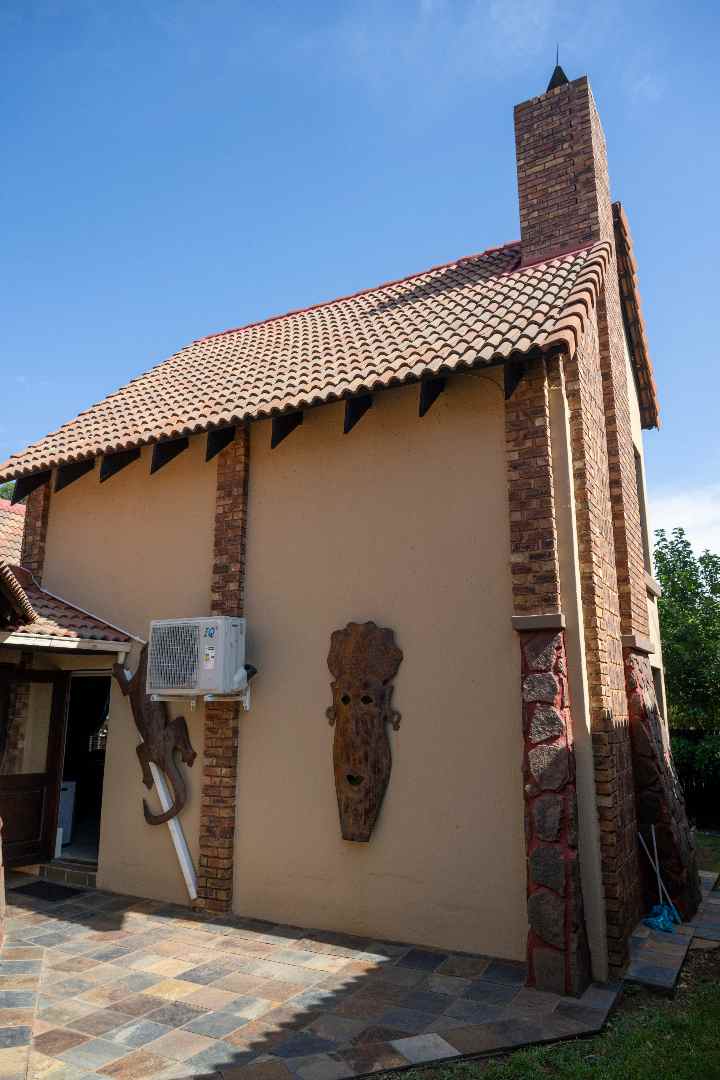 3 Bedroom Property for Sale in Glen Marais Gauteng