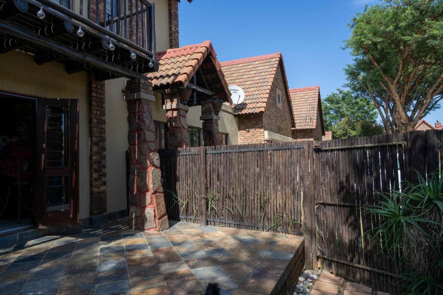 3 Bedroom Property for Sale in Glen Marais Gauteng