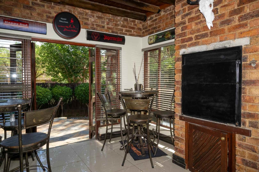 3 Bedroom Property for Sale in Glen Marais Gauteng