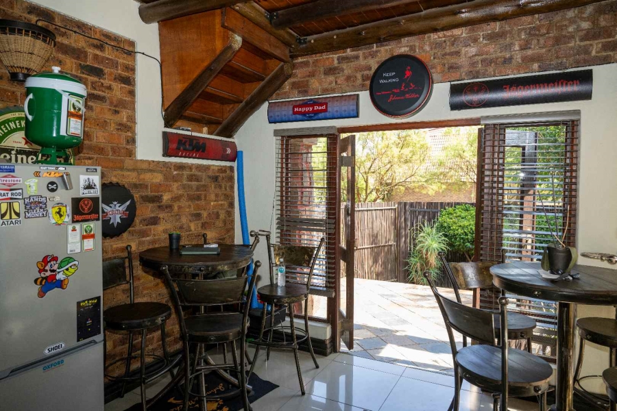 3 Bedroom Property for Sale in Glen Marais Gauteng