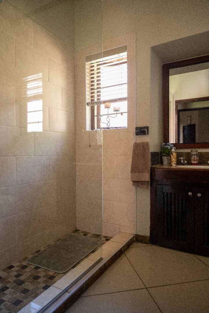 3 Bedroom Property for Sale in Glen Marais Gauteng