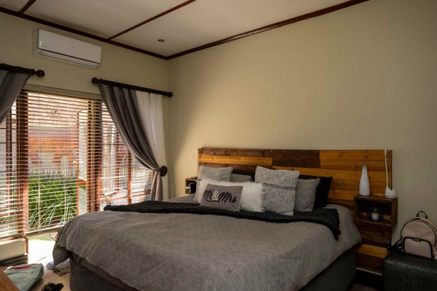 3 Bedroom Property for Sale in Glen Marais Gauteng