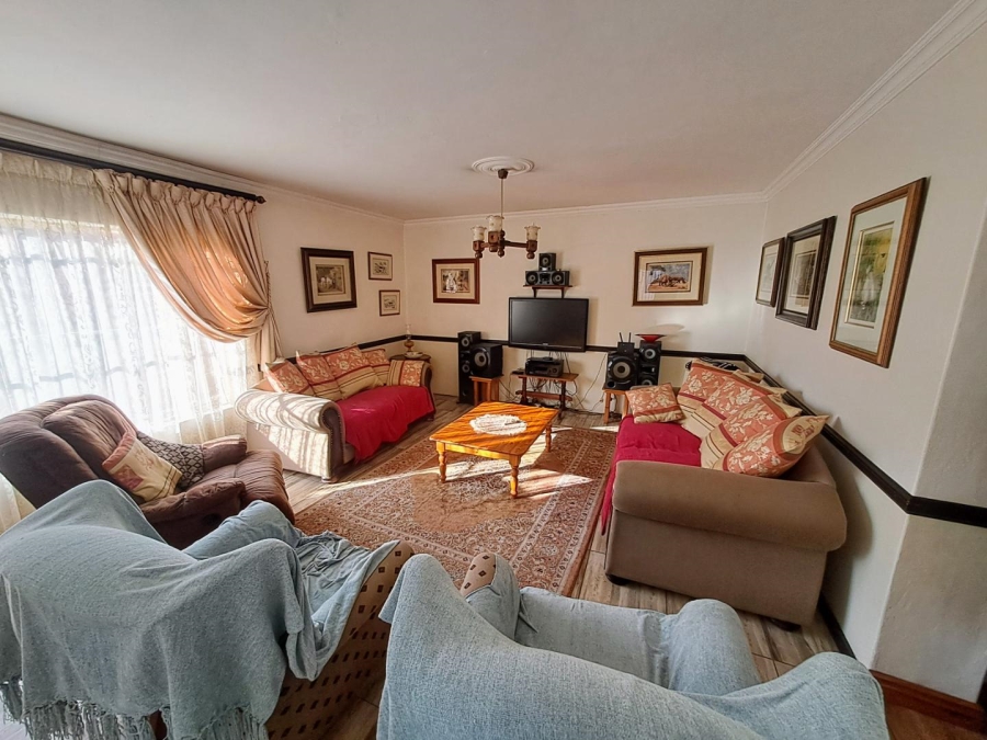 4 Bedroom Property for Sale in Rietfontein Gauteng