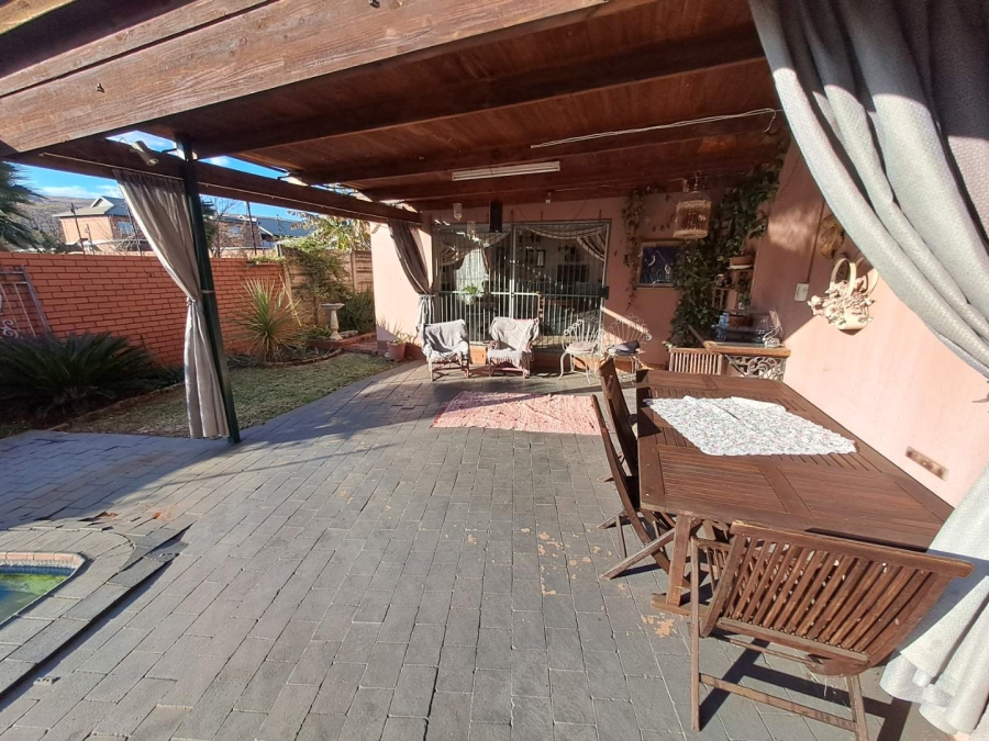 4 Bedroom Property for Sale in Rietfontein Gauteng
