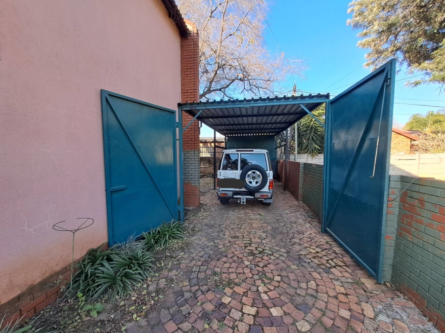 4 Bedroom Property for Sale in Rietfontein Gauteng