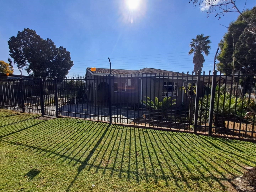 3 Bedroom Property for Sale in Rietfontein Gauteng