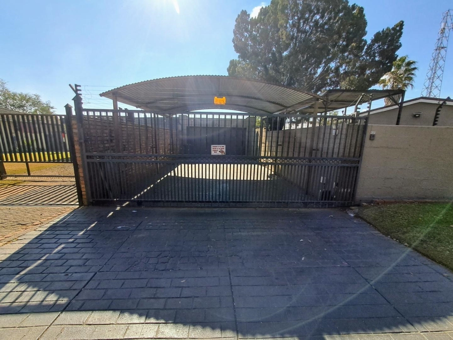3 Bedroom Property for Sale in Rietfontein Gauteng