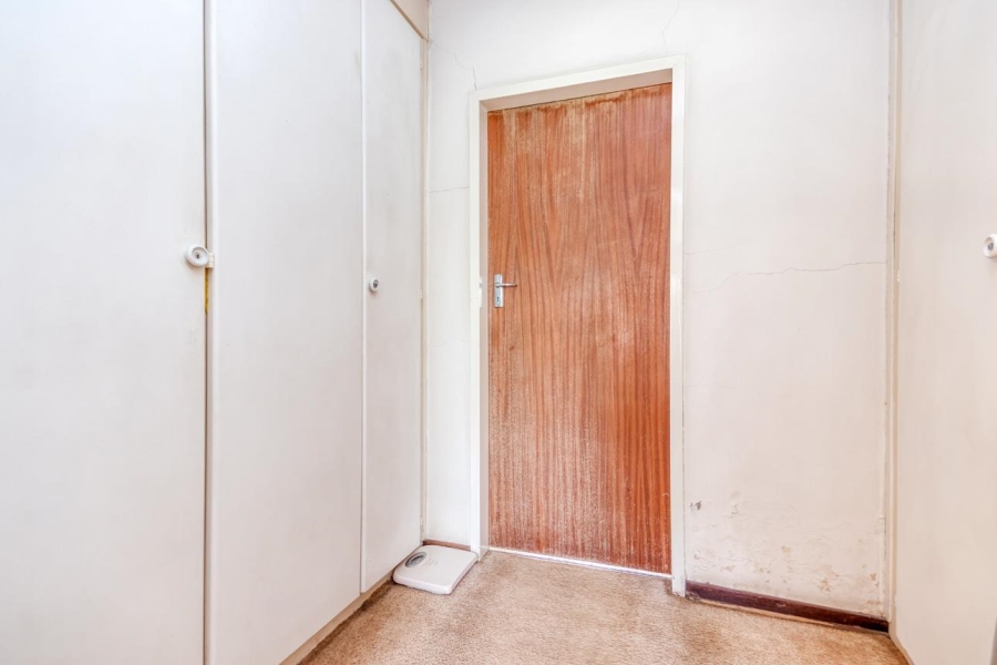 3 Bedroom Property for Sale in Glen Austin Gauteng