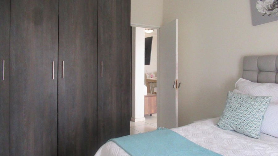 3 Bedroom Property for Sale in Oakdene Gauteng