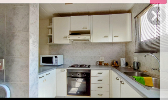 2 Bedroom Property for Sale in Oakdene Gauteng