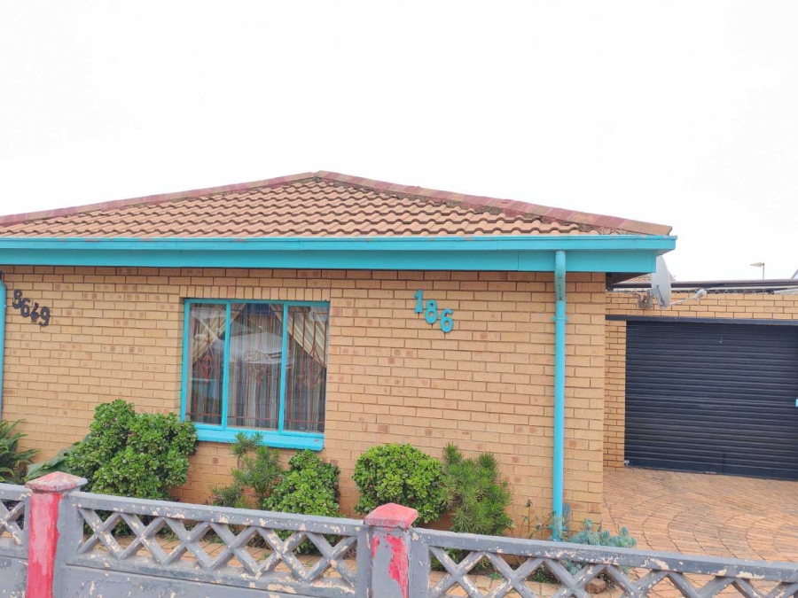3 Bedroom Property for Sale in Lenasia Gauteng
