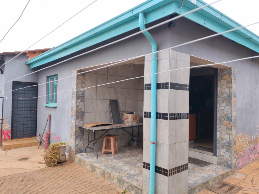 3 Bedroom Property for Sale in Lenasia Gauteng