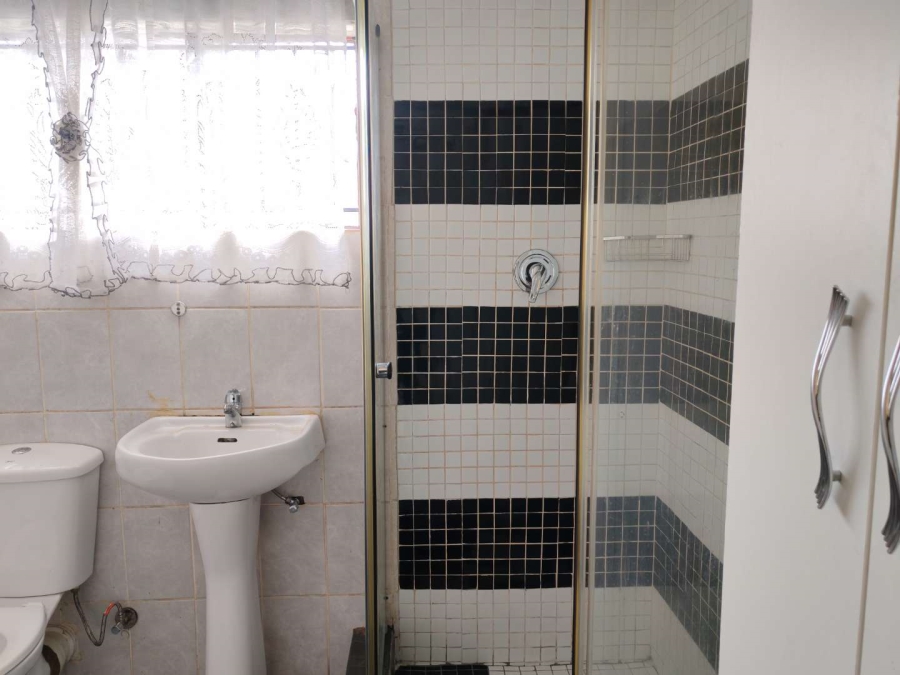 3 Bedroom Property for Sale in Lenasia Gauteng