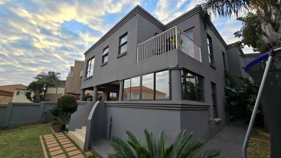 3 Bedroom Property for Sale in Bassonia Rock Gauteng