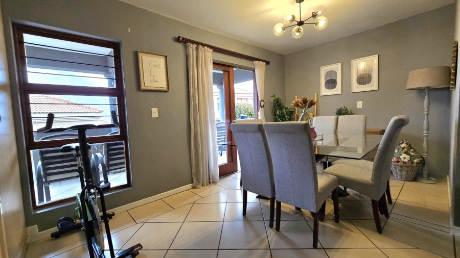 3 Bedroom Property for Sale in Bassonia Rock Gauteng