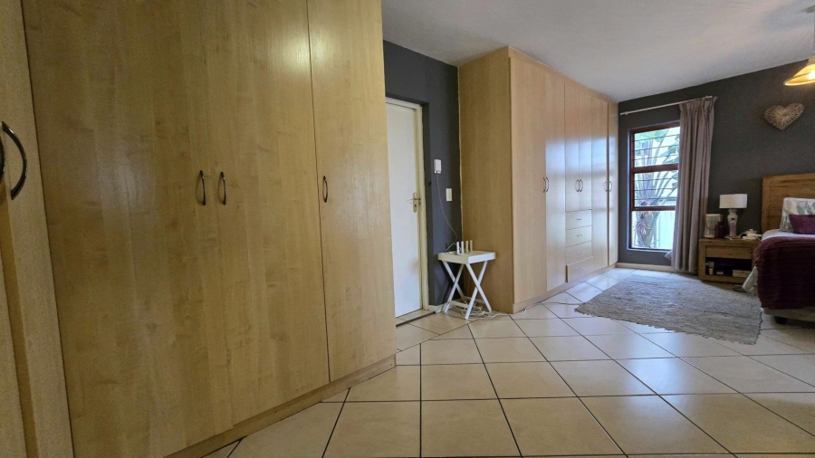 3 Bedroom Property for Sale in Bassonia Rock Gauteng