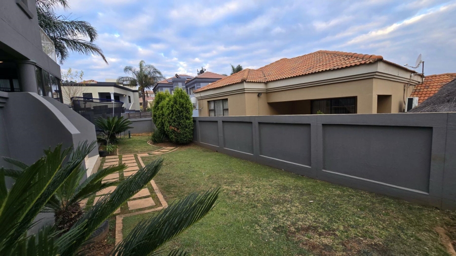 3 Bedroom Property for Sale in Bassonia Rock Gauteng