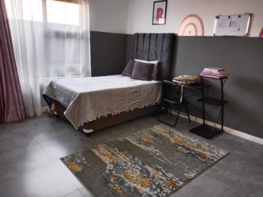 3 Bedroom Property for Sale in Lenasia South Ext 4 Gauteng