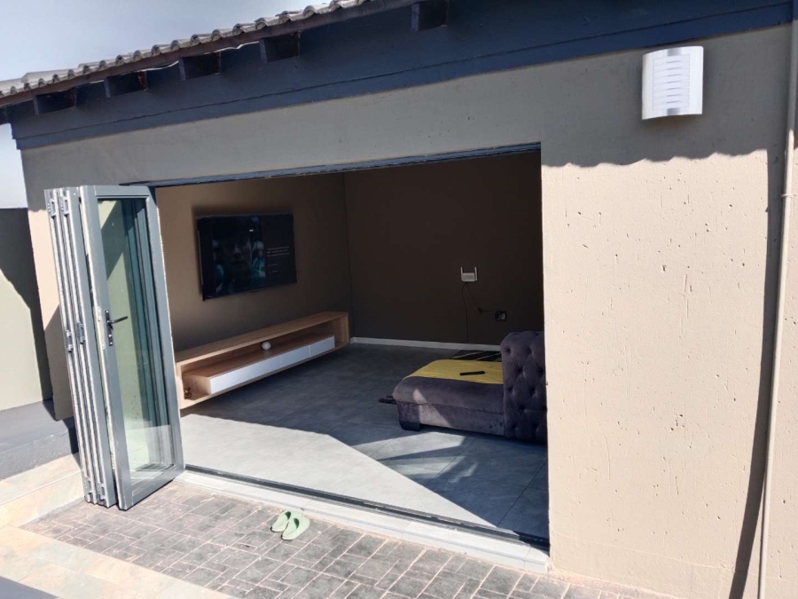 3 Bedroom Property for Sale in Lenasia South Ext 4 Gauteng