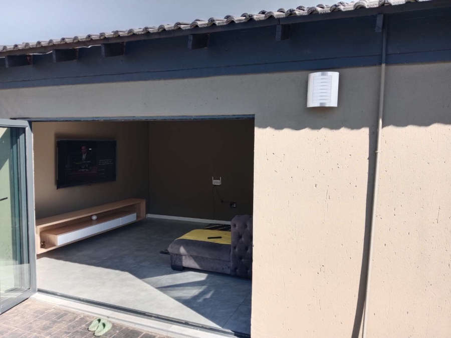 3 Bedroom Property for Sale in Lenasia South Ext 4 Gauteng