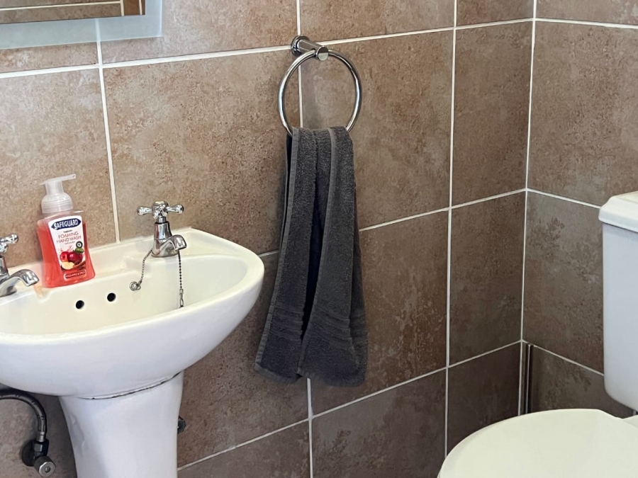3 Bedroom Property for Sale in Brackenhurst Gauteng