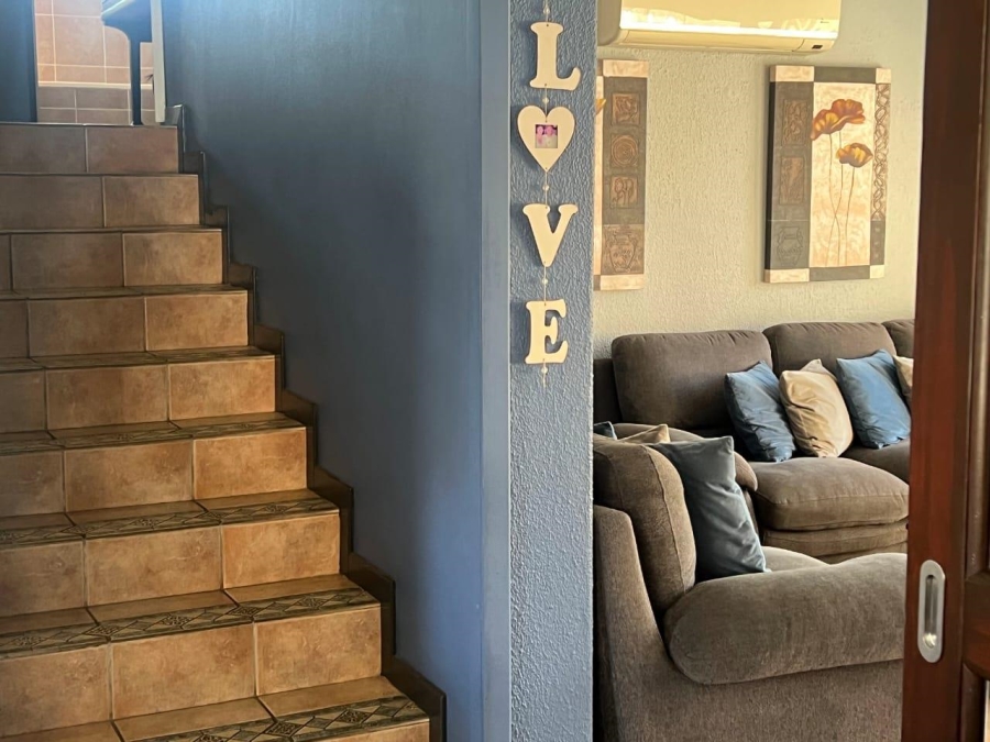 3 Bedroom Property for Sale in Brackenhurst Gauteng