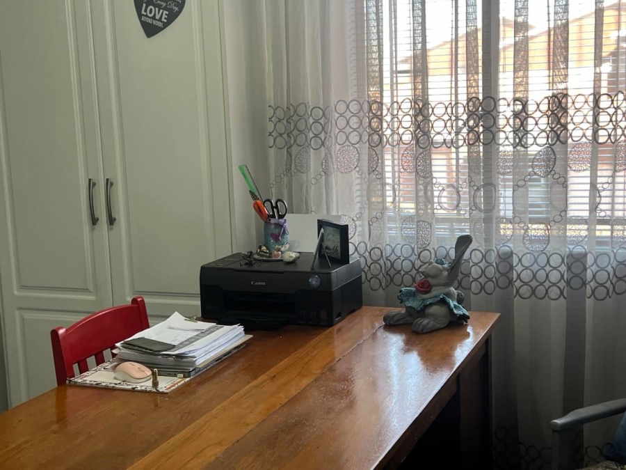 3 Bedroom Property for Sale in Brackenhurst Gauteng