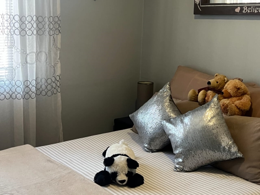3 Bedroom Property for Sale in Brackenhurst Gauteng