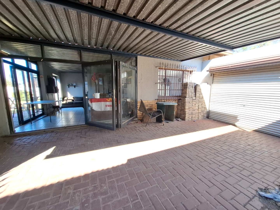 3 Bedroom Property for Sale in Florentia Gauteng