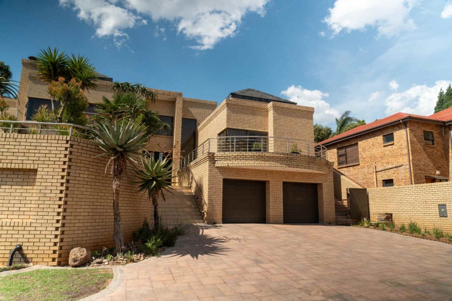 4 Bedroom Property for Sale in Bassonia Estate Gauteng