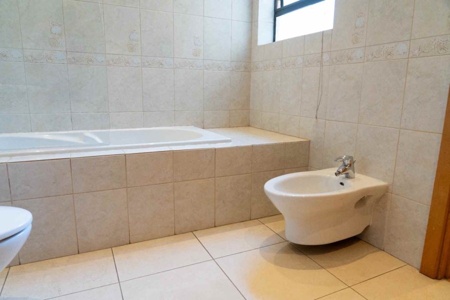 4 Bedroom Property for Sale in Bassonia Estate Gauteng