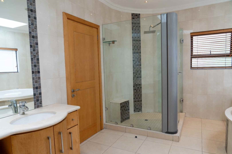 4 Bedroom Property for Sale in Bassonia Estate Gauteng