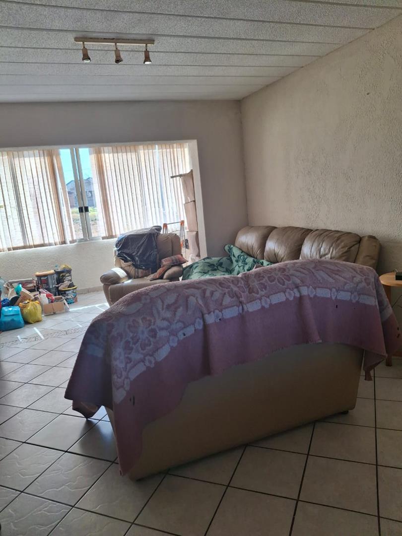 0 Bedroom Property for Sale in Linmeyer Gauteng
