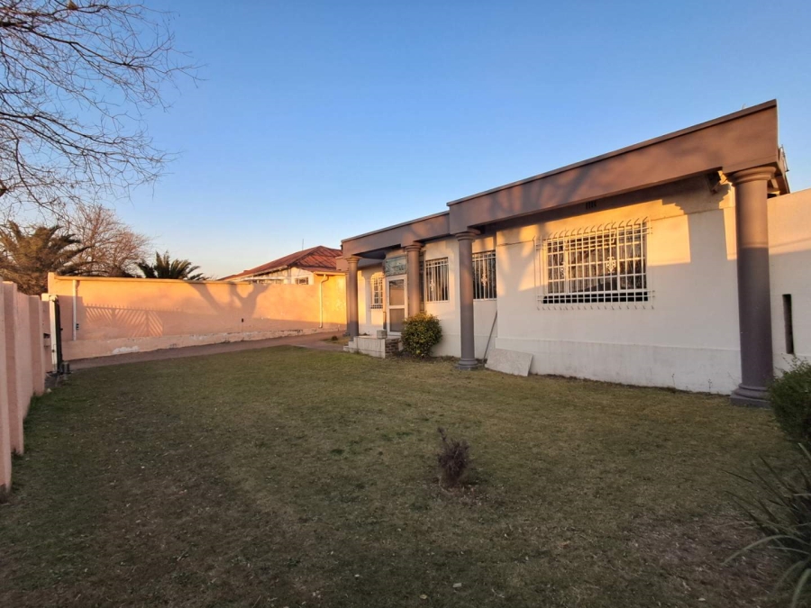 4 Bedroom Property for Sale in The Hill Gauteng