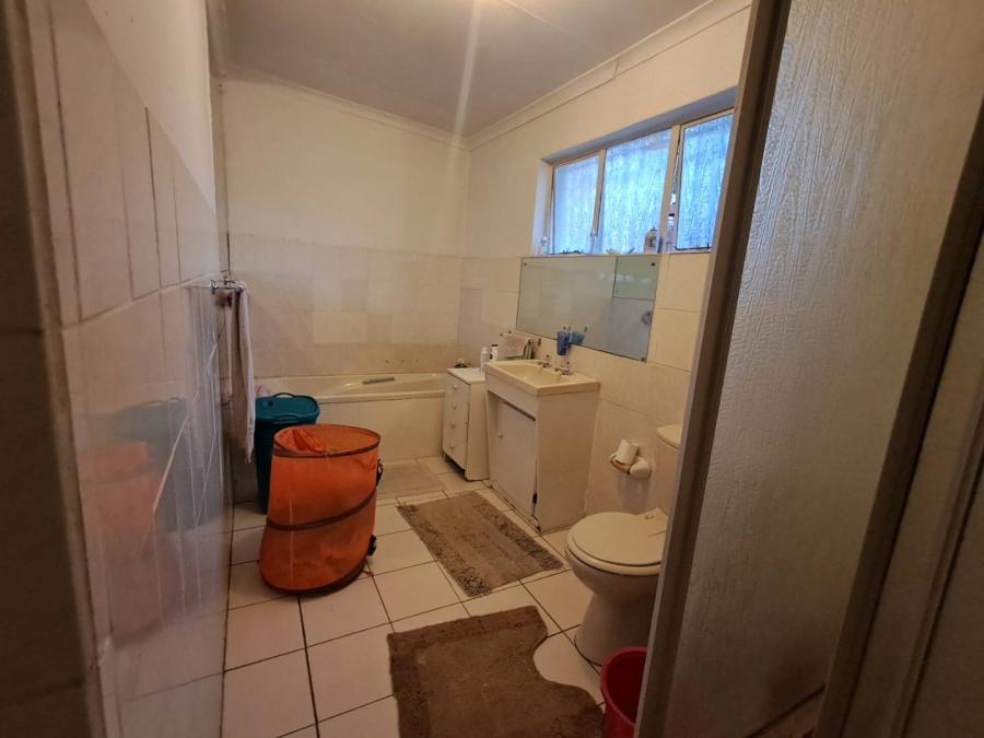 4 Bedroom Property for Sale in The Hill Gauteng