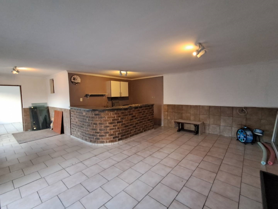 4 Bedroom Property for Sale in The Hill Gauteng