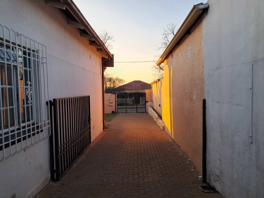 4 Bedroom Property for Sale in The Hill Gauteng