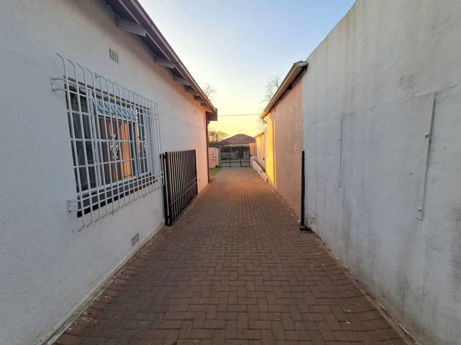 4 Bedroom Property for Sale in The Hill Gauteng