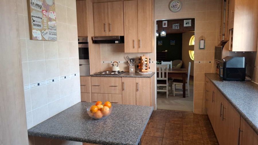 3 Bedroom Property for Sale in Brackenhurst Gauteng