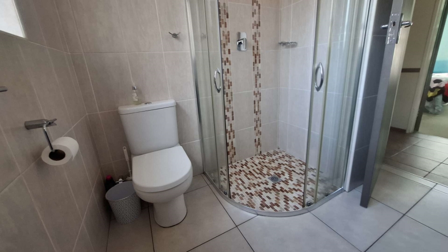 3 Bedroom Property for Sale in Brackenhurst Gauteng