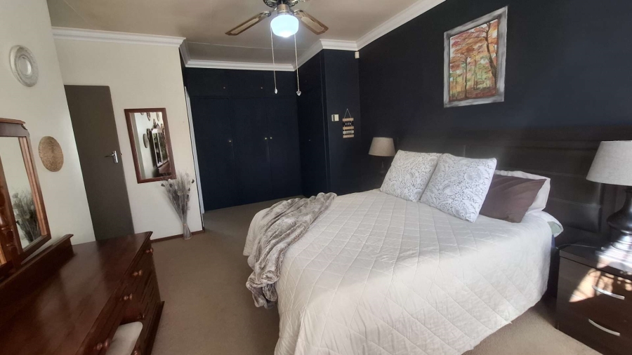 3 Bedroom Property for Sale in Brackenhurst Gauteng